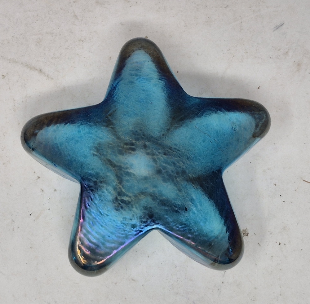 Robert Held Signed Iridescent Blue Star Art  Glass Piece